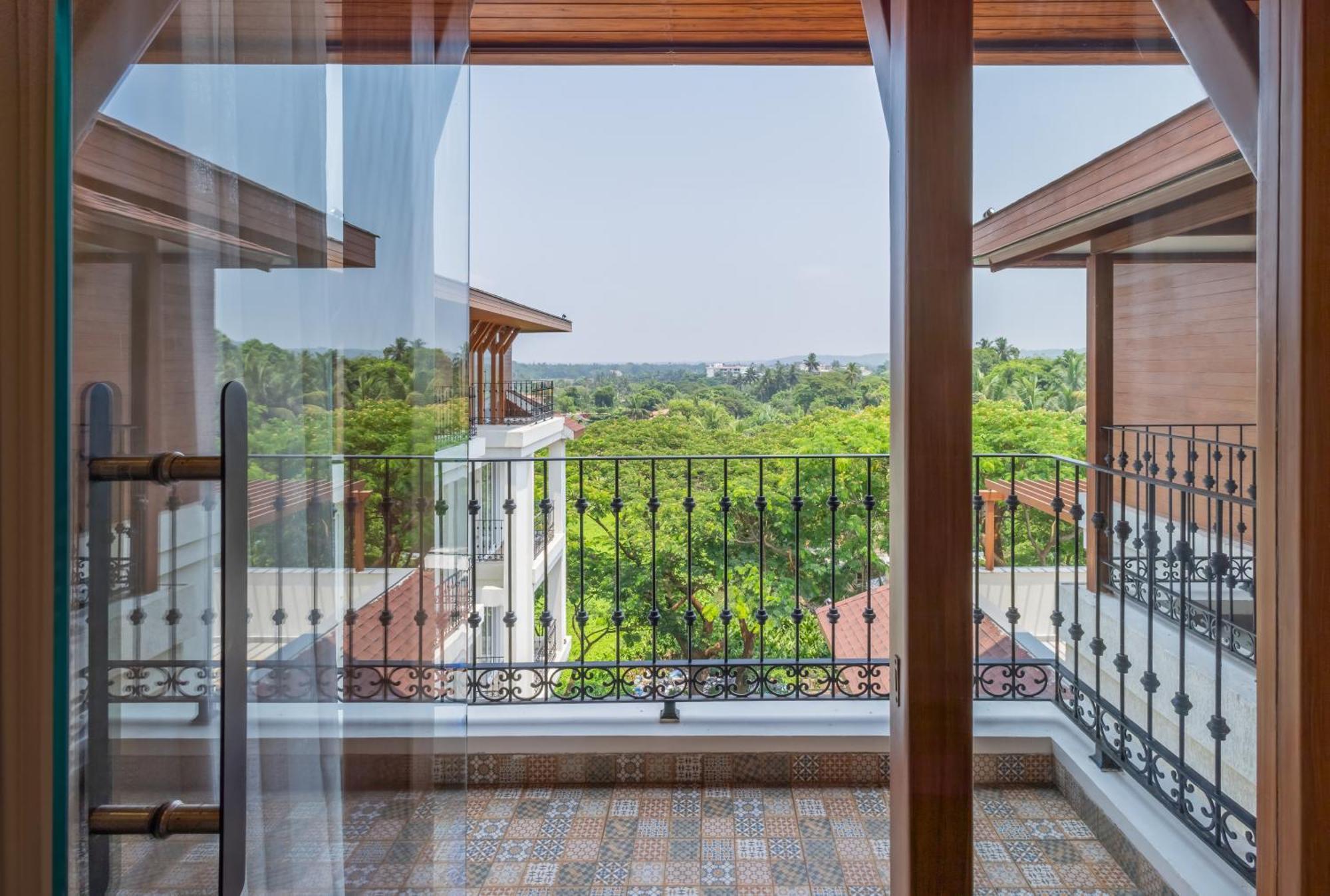 Effotel By Sayaji Goa Calangute Exterior photo