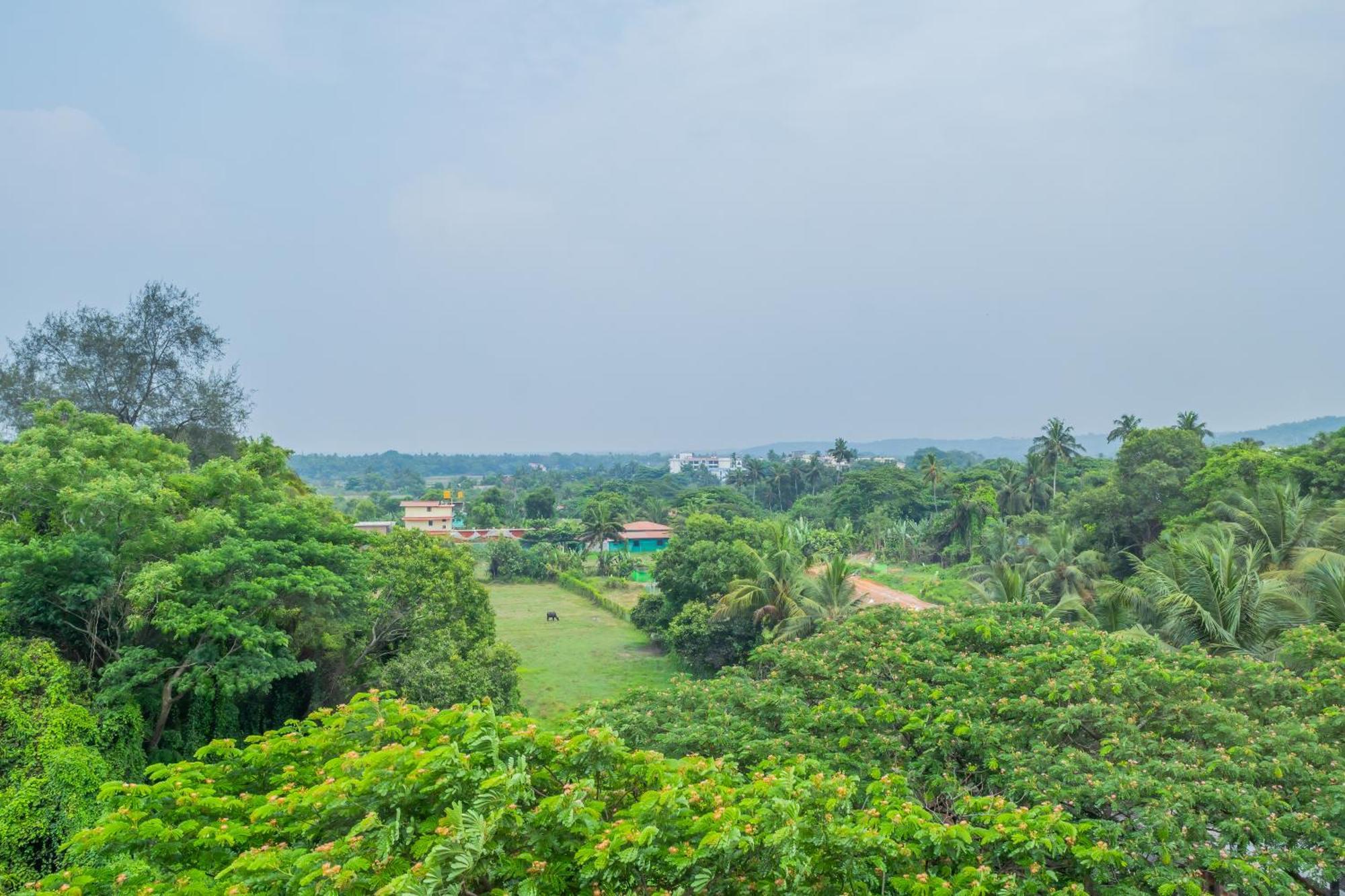 Effotel By Sayaji Goa Calangute Exterior photo